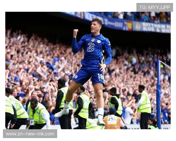 切尔西—巴克利中路直塞撕破对方防线